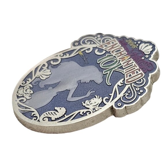 Disney 2016 Princess 1/2 Marathon Weekend Enchanted 10K Pin L308 - Picture 4 of 6